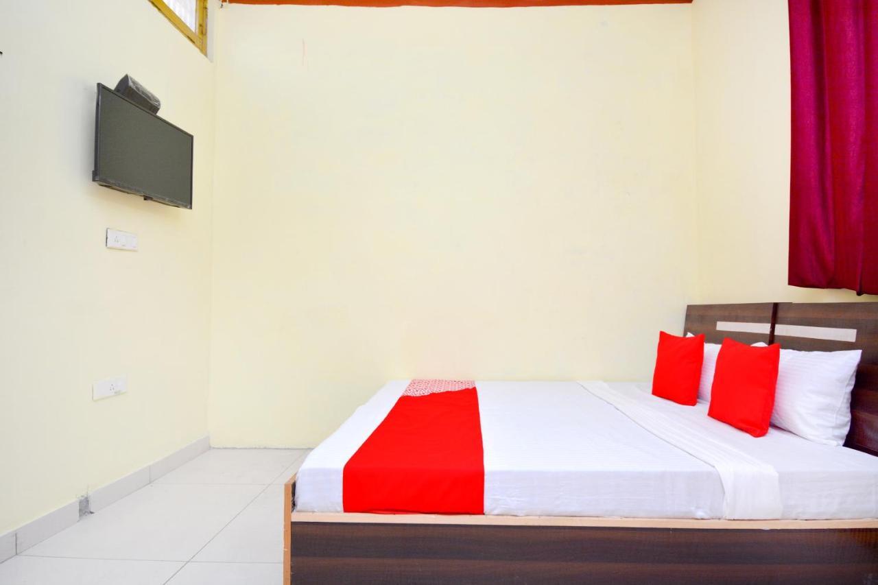 Oyo 40306 White House Hotel Jalandhar Ngoại thất bức ảnh