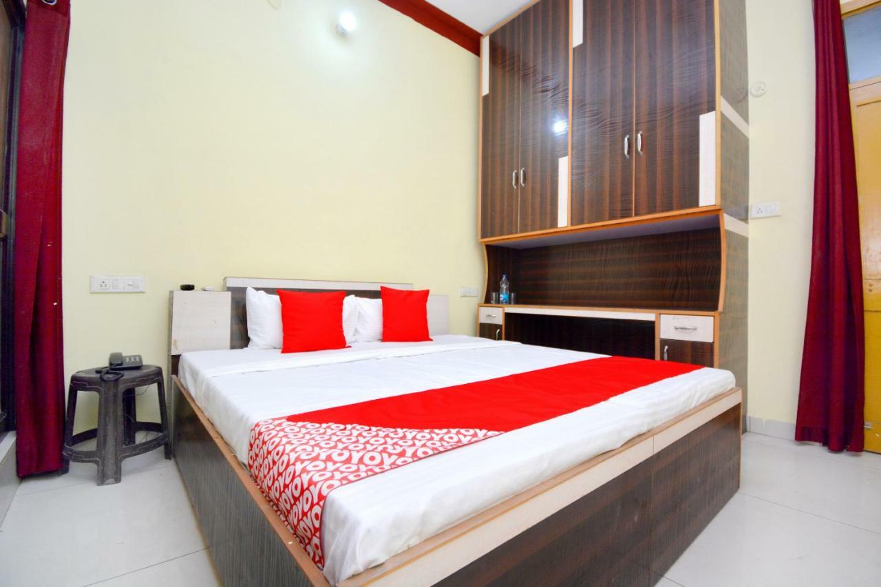 Oyo 40306 White House Hotel Jalandhar Ngoại thất bức ảnh
