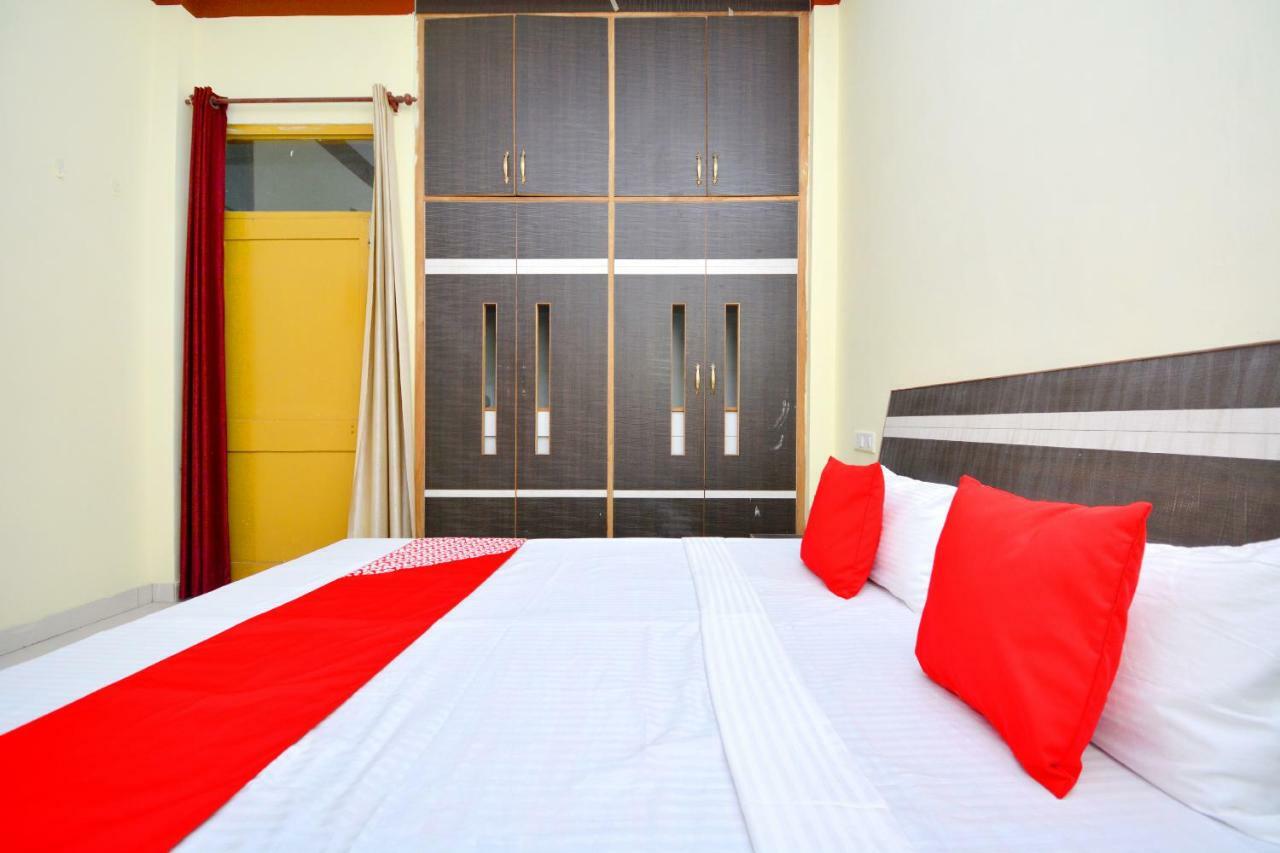 Oyo 40306 White House Hotel Jalandhar Ngoại thất bức ảnh